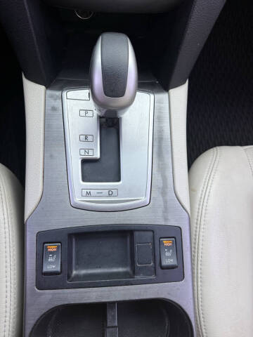 2010 Subaru Outback 2.5i Limited