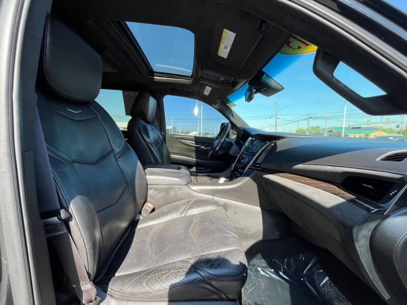 2015 Cadillac Escalade Platinum