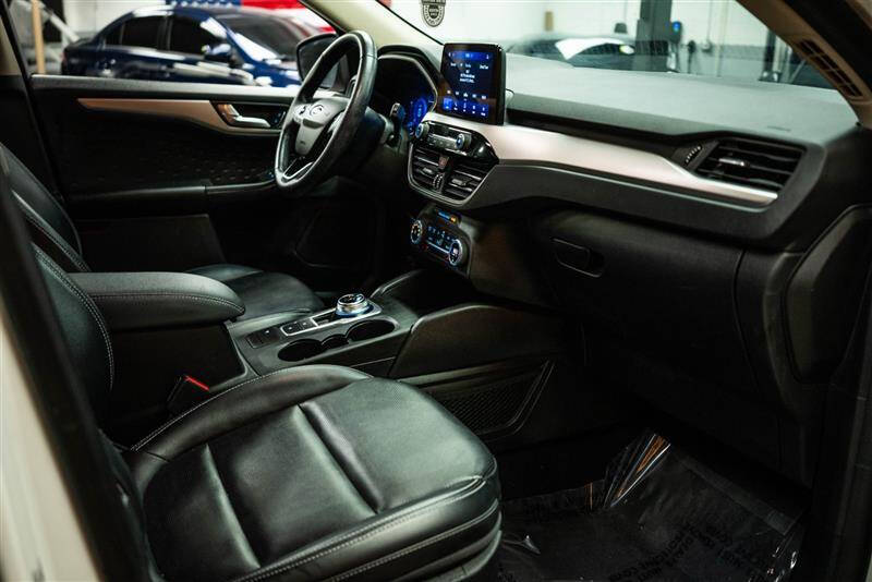 2020 Ford Escape Hybrid SE Sport