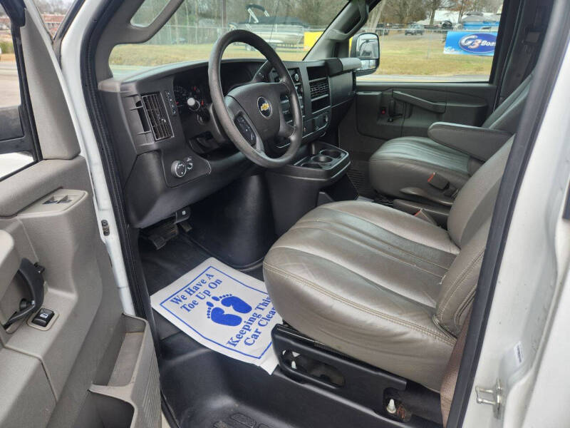 2019 Chevrolet Express 2500