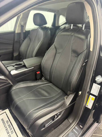 2025 Acura TLX w/Tech