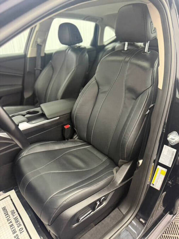 2025 Acura TLX w/Tech