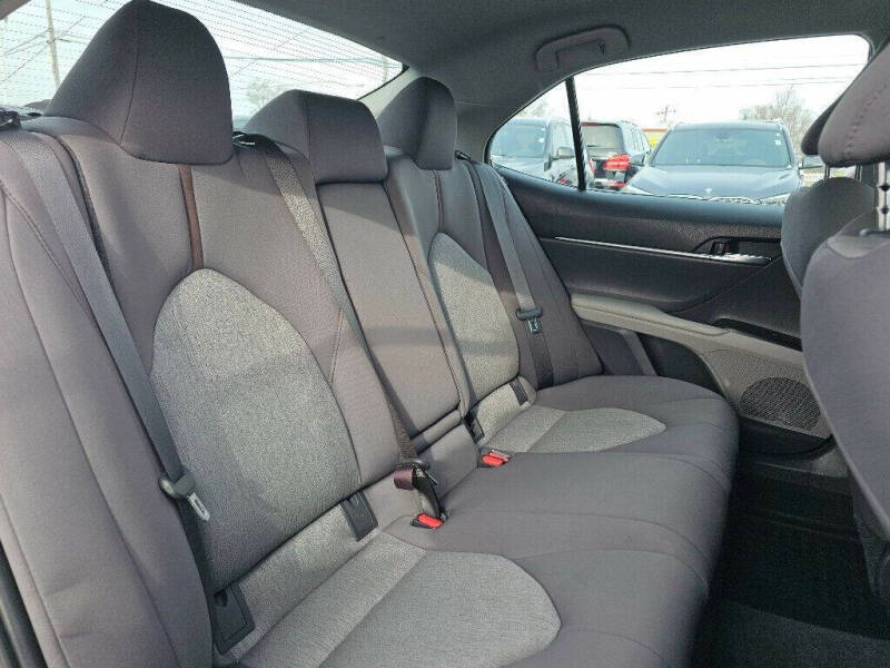 2020 Toyota Camry Hybrid LE