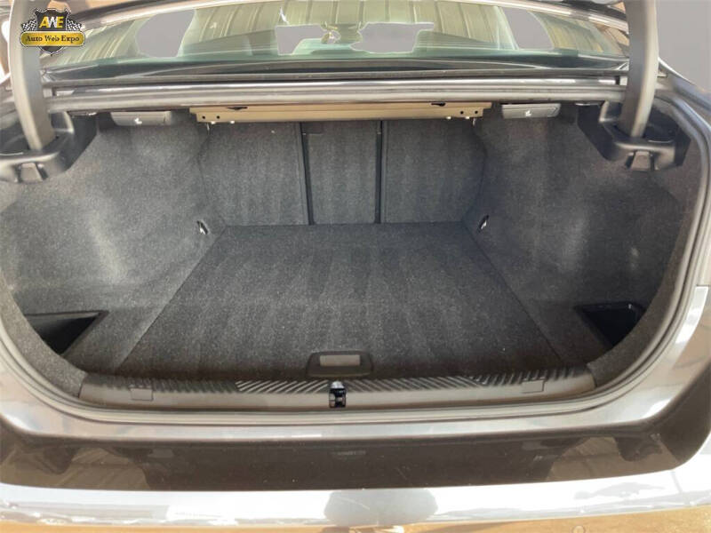 2024 BMW i5 eDrive40