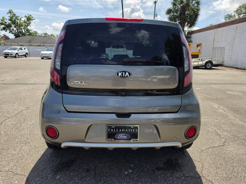 2017 Kia Soul +
