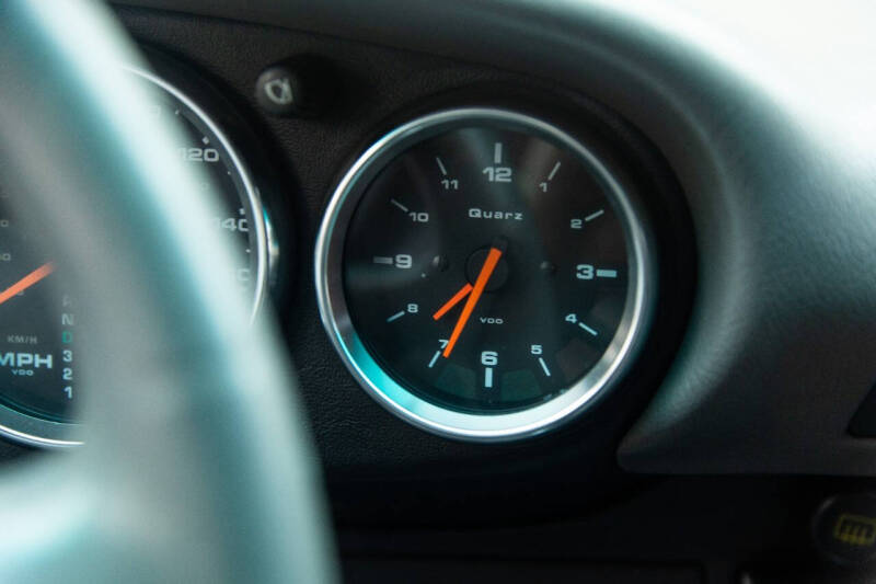 1991 Porsche 911 Carrera 2