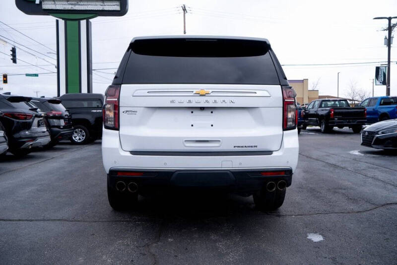 2023 Chevrolet Suburban Premier
