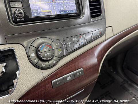 2013 Toyota Sienna XLE 8-Passenger