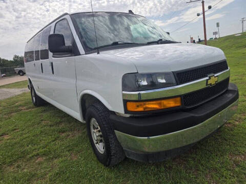 2017 Chevrolet Express LT 3500