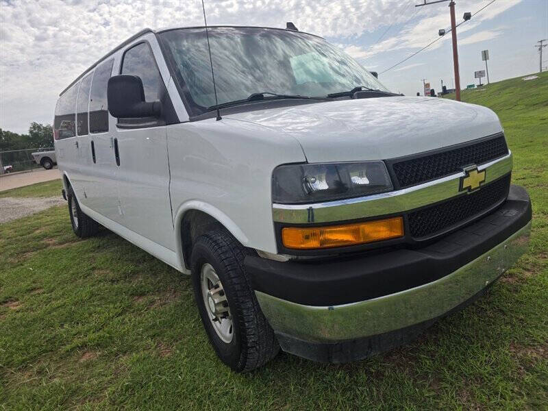 2017 Chevrolet Express LT 3500