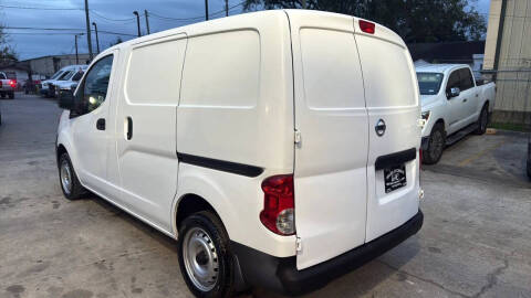 2015 Nissan NV200