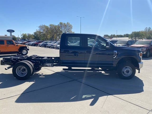 2022 Ford F-350 Super Duty XL