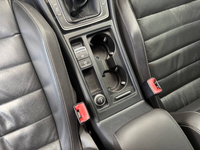 2016 Volkswagen Golf R