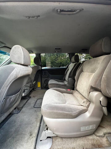 2008 Toyota Sienna CE 8-Passenger