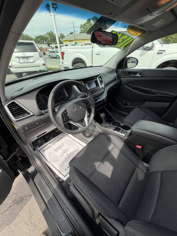 2016 Hyundai Tucson SE