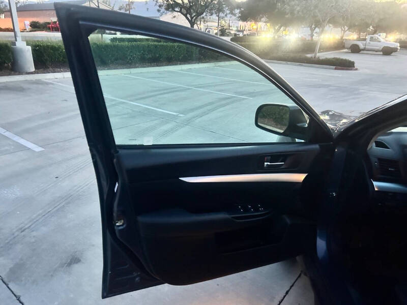 2014 Subaru Outback 2.5i