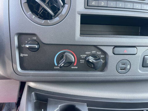 2025 Ford E-Series