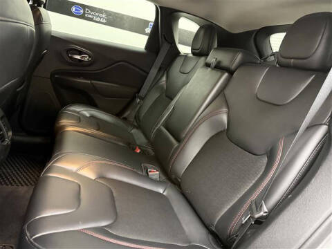 2020 Jeep Cherokee Trailhawk