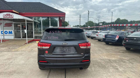 2016 Kia Sorento LX