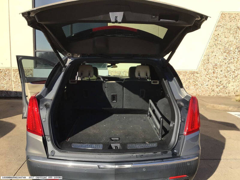 2017 Cadillac XT5 Luxury