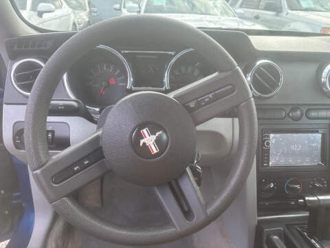 2007 Ford Mustang GT Deluxe