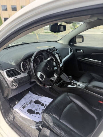 2011 Dodge Journey Lux