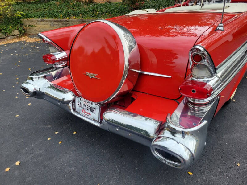 1957 Pontiac Star Chief