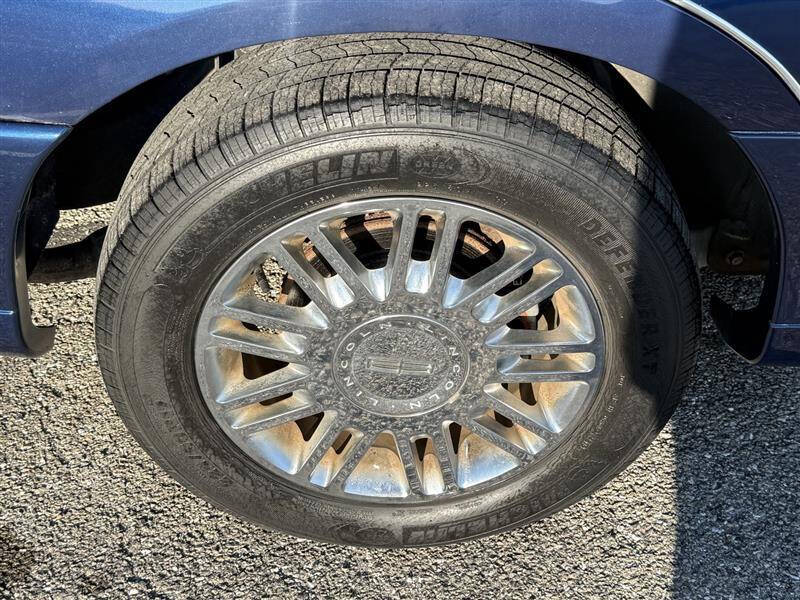 2008 Lincoln Town Car Signature Limited