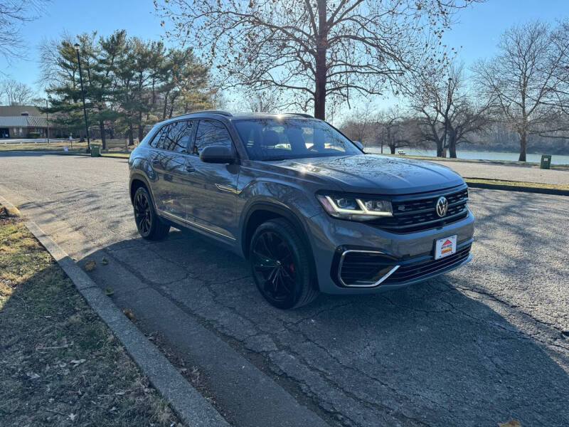 2021 Volkswagen Atlas Cross Sport for sale at Auto House Superstore in Terre Haute IN