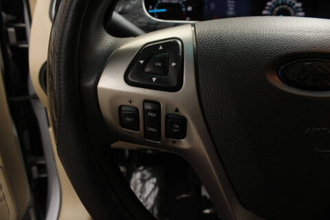 2016 Ford Taurus SE
