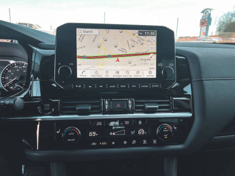 2025 Nissan Pathfinder SL