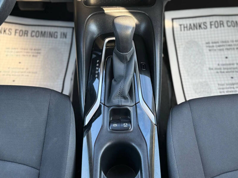 2022 Toyota Corolla LE