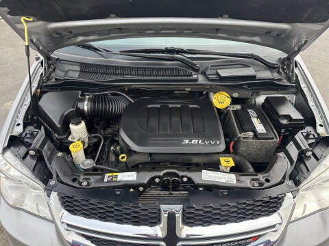 2014 Dodge Grand Caravan SE