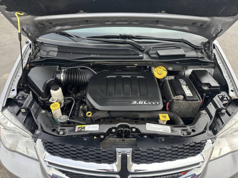 2014 Dodge Grand Caravan SE