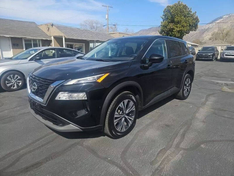 2023 Nissan Rogue SV's photo