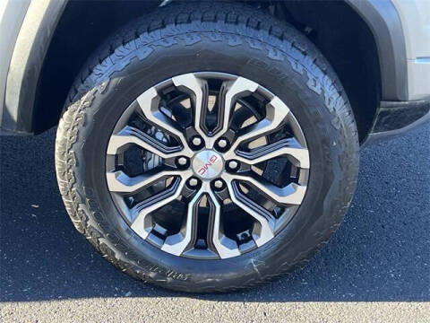 2023 GMC Canyon Denali