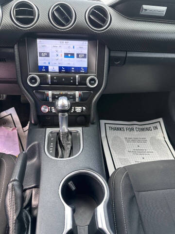 2021 Ford Mustang EcoBoost