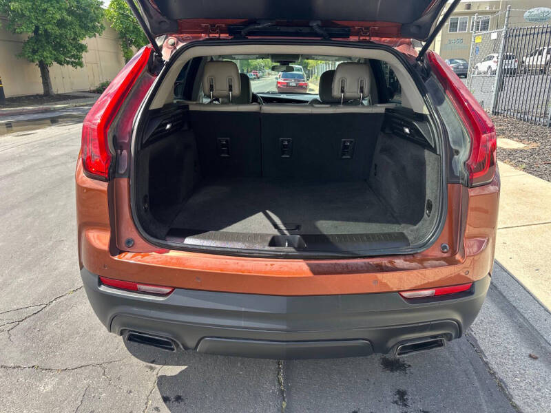 2019 Cadillac XT4 Luxury