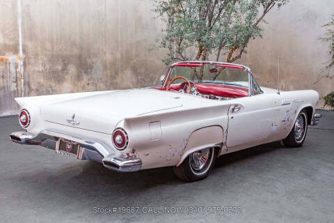 1957 Ford Thunderbird