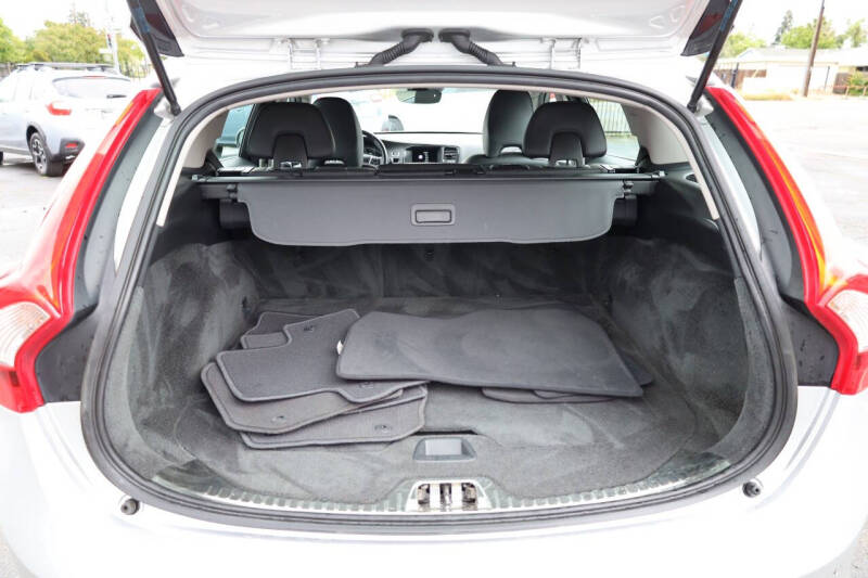 2015 Volvo V60 T5 Drive-E Premier