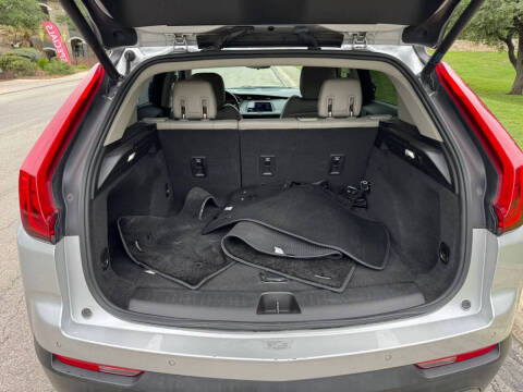 2022 Cadillac XT4 Luxury