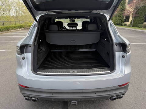 2019 Porsche Cayenne S