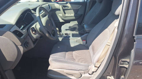 2017 Chevrolet Traverse LS