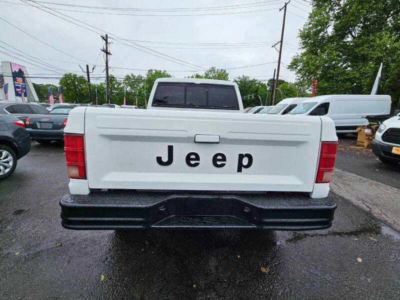 1992 Jeep Comanche Sport