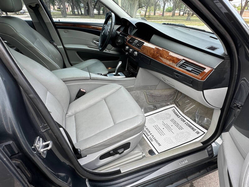 2010 BMW 5 Series 528i