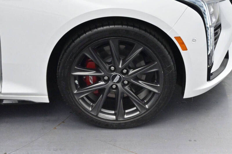 2025 Cadillac CT5-V