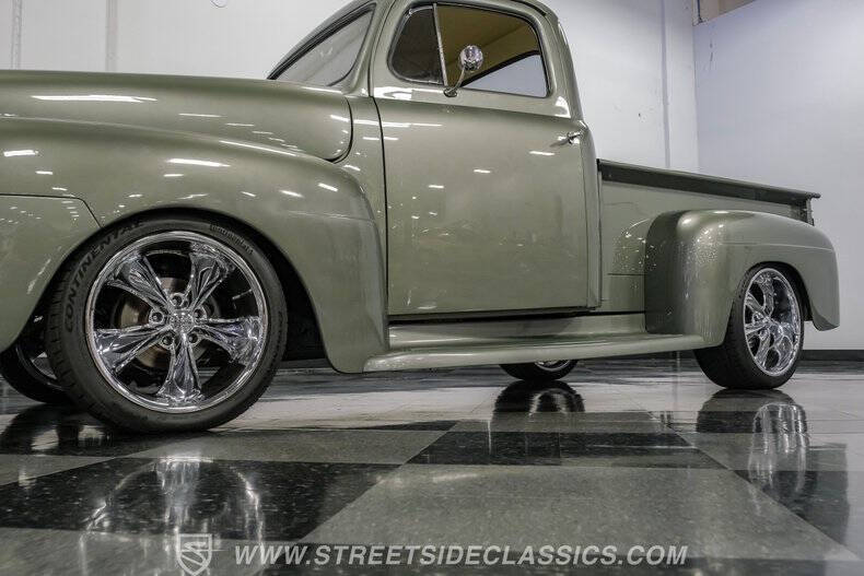 1951 Ford F-100