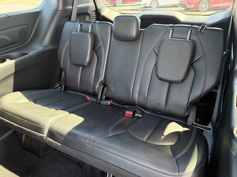 2018 Chrysler Pacifica Touring L Plus
