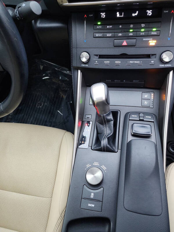 2015 Lexus IS 250