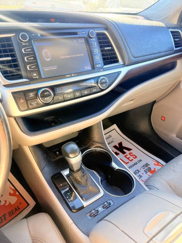 2015 Toyota Highlander Limited Platinum